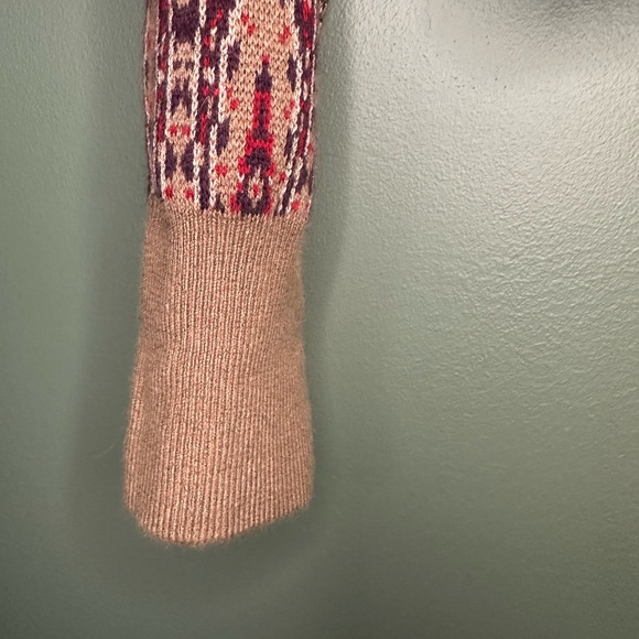 George Me designs by Mark Eisen Cardigan SIZE: LARGE - Picture 6 of 7